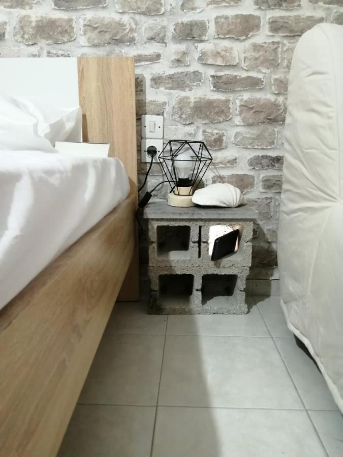 Waterway View Apartment Galatas  Exterior photo